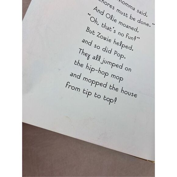 Vintage Rolie Polie Olie Book - Picture 7 of 8